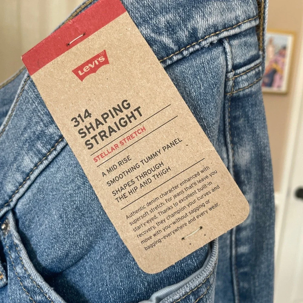 Levis Women 314 Shaping Straight Jeans 22W Blue Light Wash Tummy Control Stretch